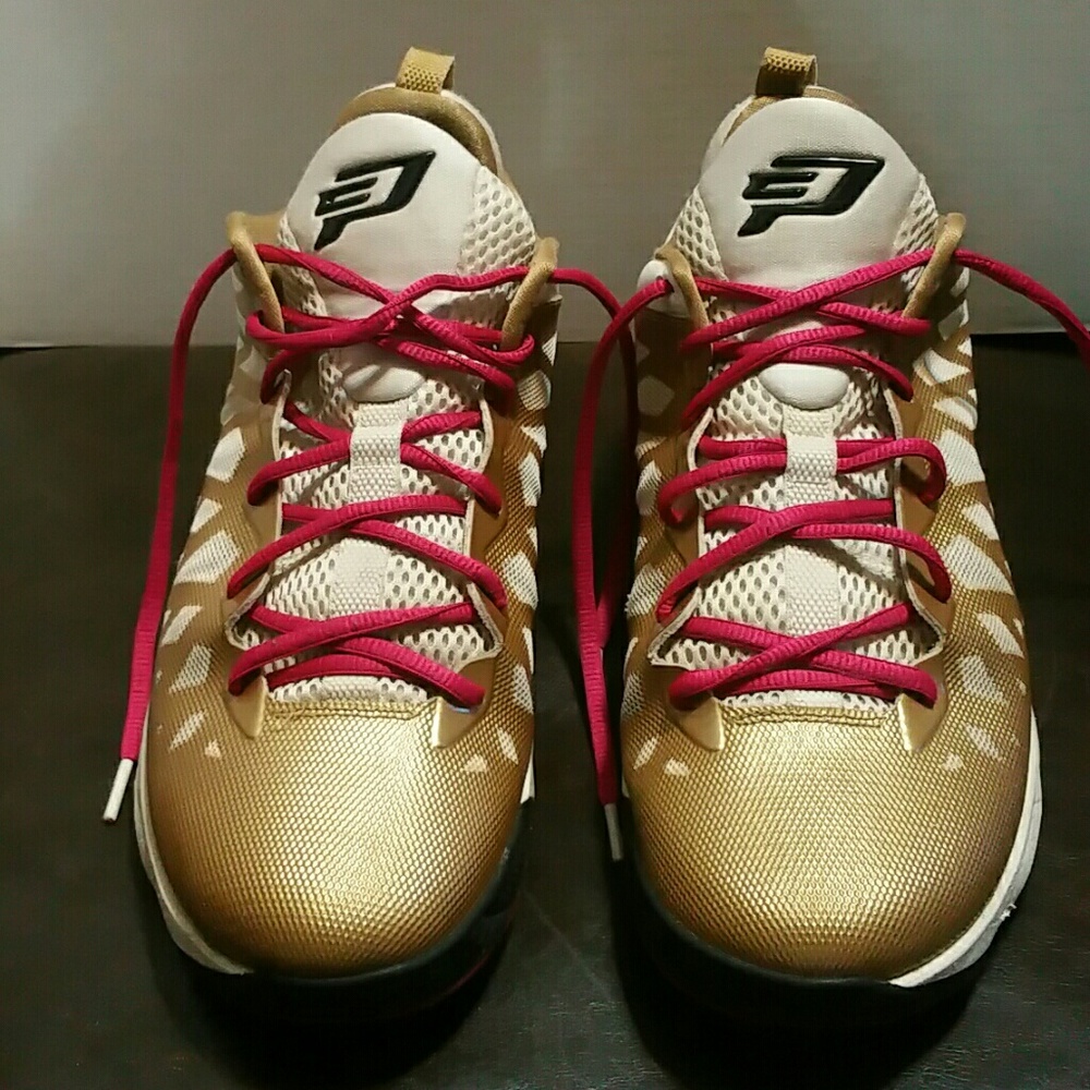 MEN'S NIKE AIR JORDANS SZ.10.5